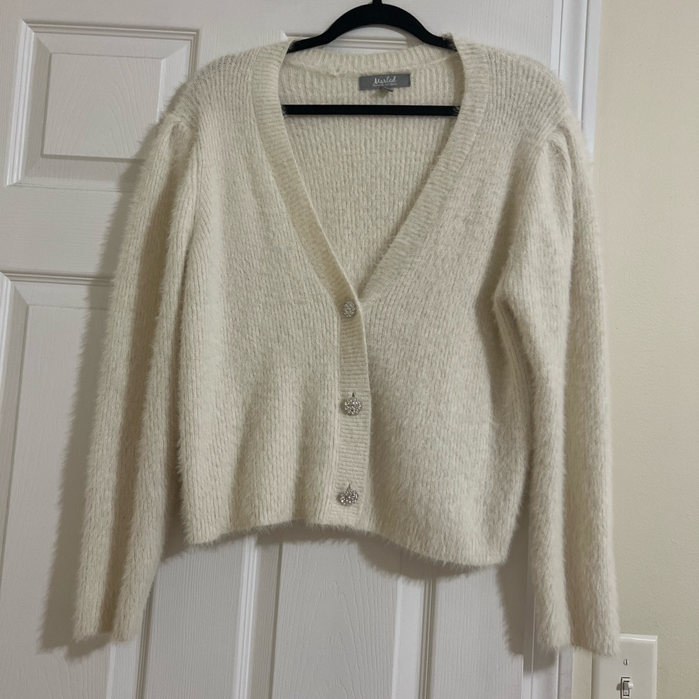 White Cardigan Sweater V-Neck Cropped
